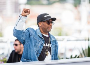 CANNES, FRANCE - MAY 15, 2018: Spike Lee attends the photocall for 'Blackkklansman' during the 71st annual Cannes Film Festival. Fonte: Depositphotos